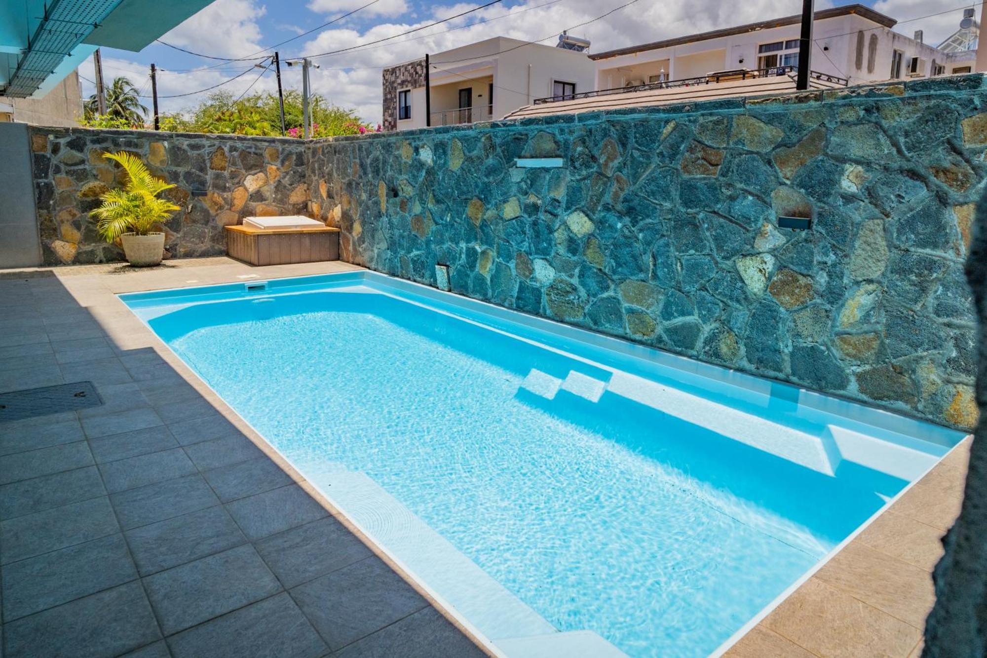 Driftwood Beach Apartment "Oasis In Paradise" Flic-en-Flacq Dış mekan fotoğraf